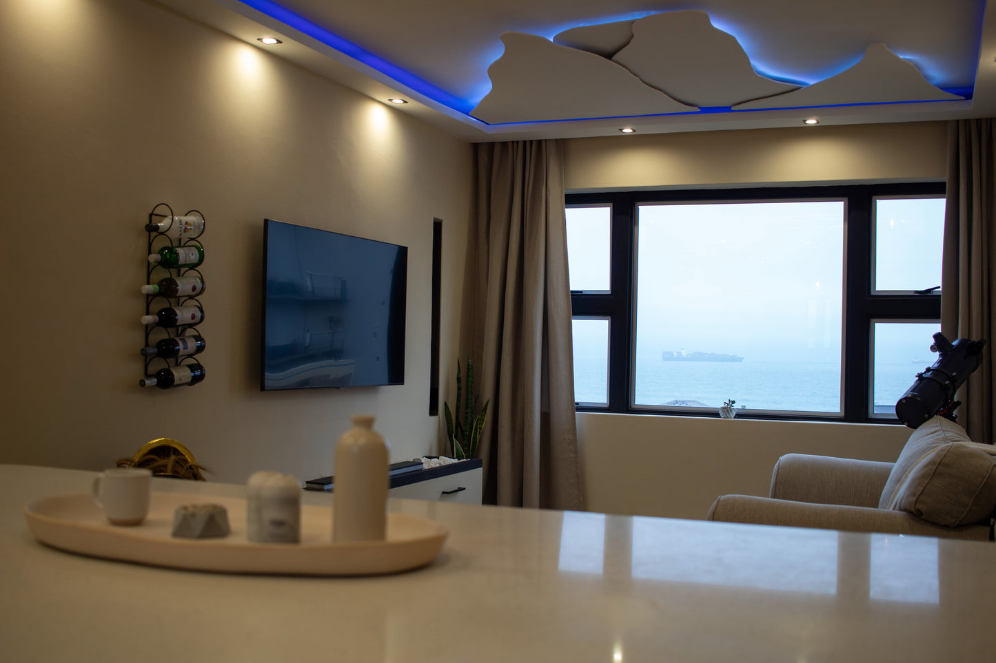 Seacret Whale - Accommodation
